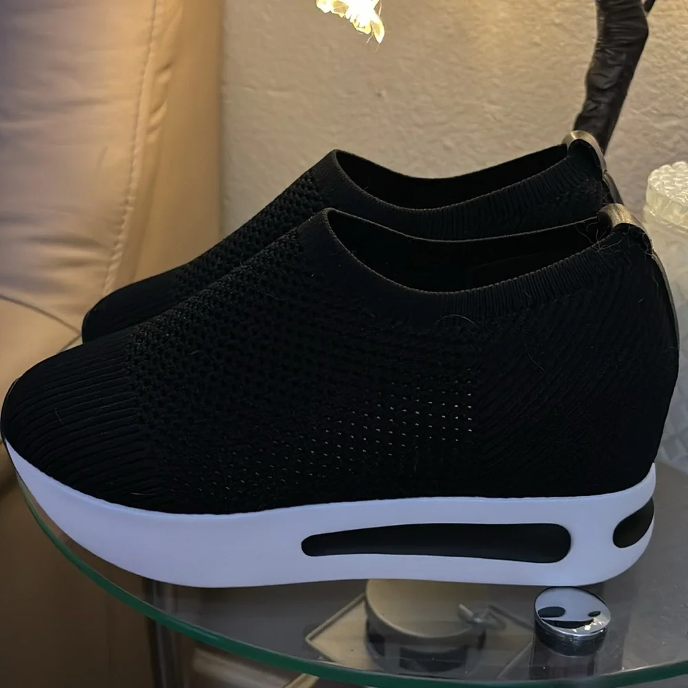 Black Slip-On Platform Sneakers for Women - Comfortable Knit Casual Shoe